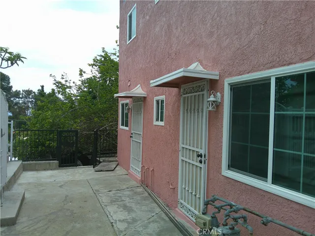 1074 N Bonnie Beach Place, Los Angeles, California 90063