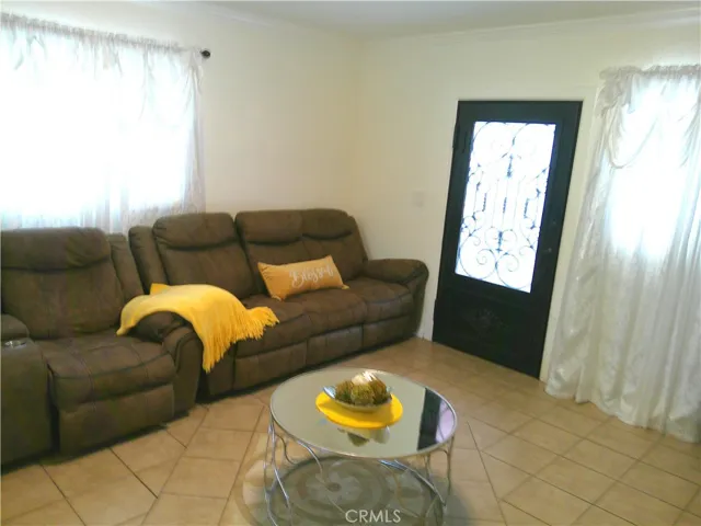 1074 N Bonnie Beach Place, Los Angeles, California 90063