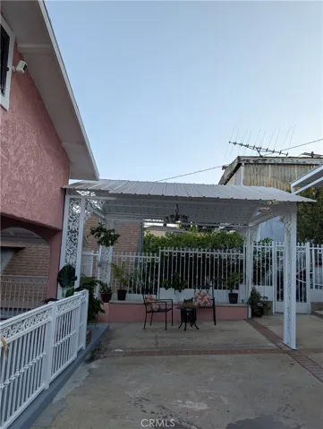 1074 N Bonnie Beach Place, Los Angeles, California 90063