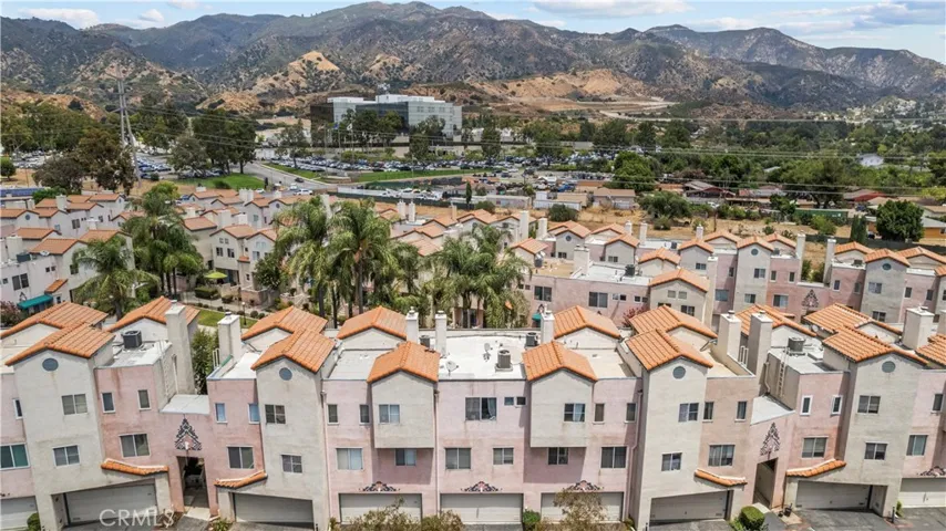 13901 Olive View Lane 27, Sylmar, California 91342