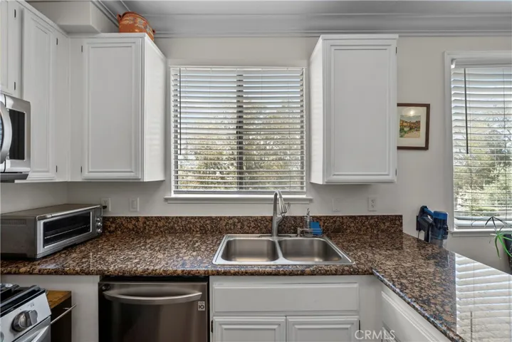 13901 Olive View Lane 27, Sylmar, California 91342
