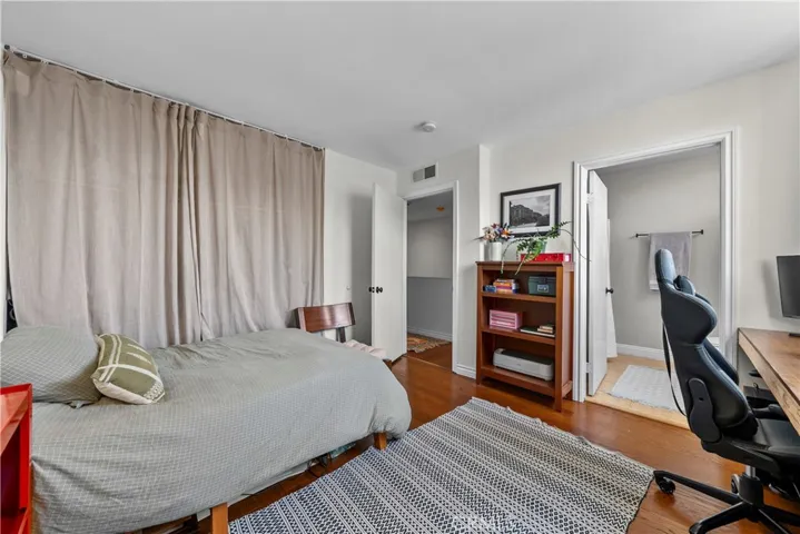 13901 Olive View Lane 27, Sylmar, California 91342