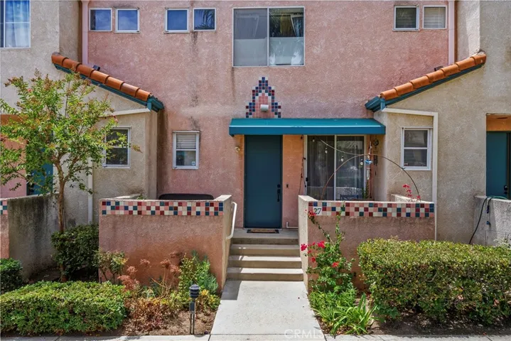13901 Olive View Lane 27, Sylmar, California 91342