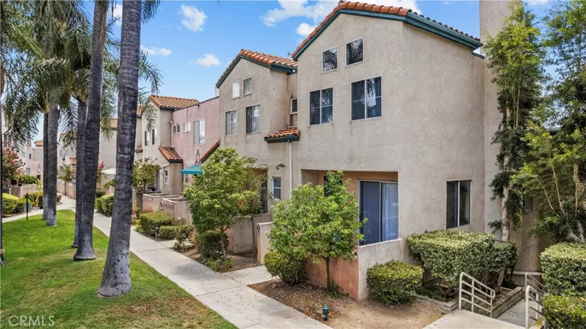 13901 Olive View Lane 27, Sylmar, California 91342