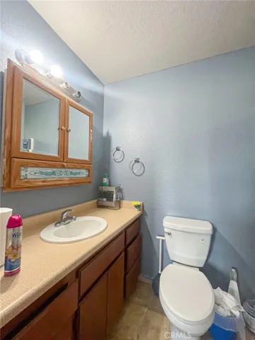 30 Weedy Way, Oroville, California 95966