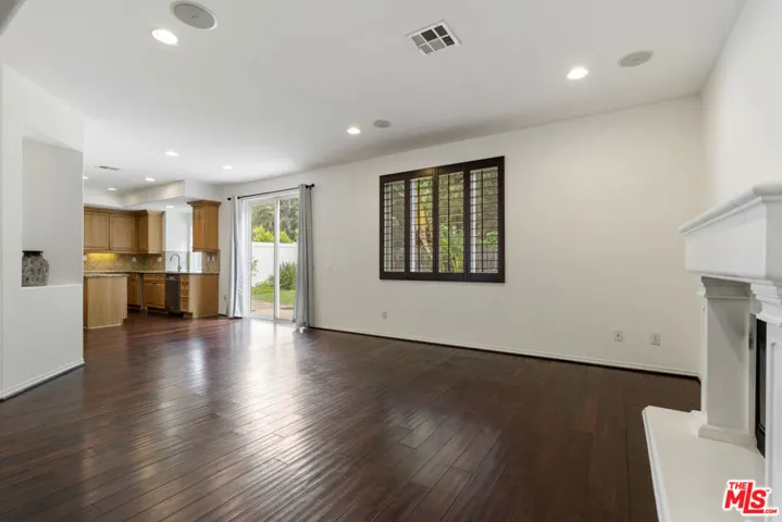 14321 Hortense Street, Los Angeles, California 91423