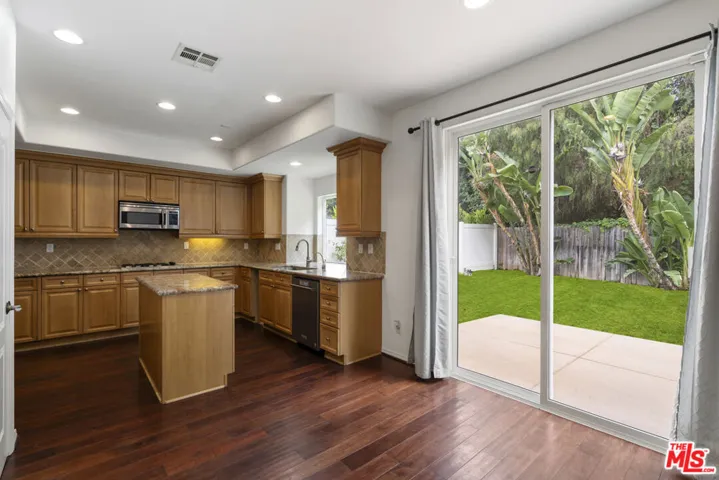 14321 Hortense Street, Los Angeles, California 91423