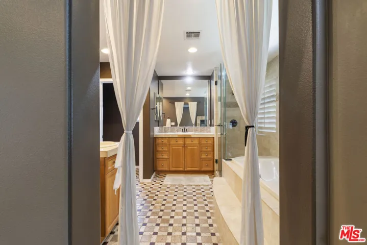 14321 Hortense Street, Los Angeles, California 91423
