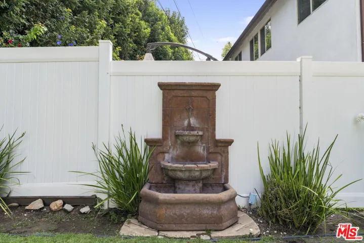 14321 Hortense Street, Los Angeles, California 91423