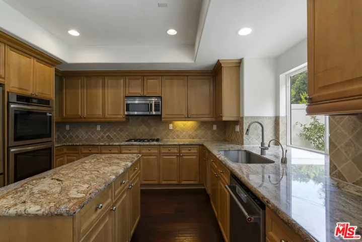 14321 Hortense Street, Los Angeles, California 91423