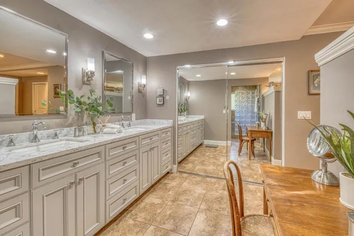 23086 Espada Drive, Salinas, California 93908