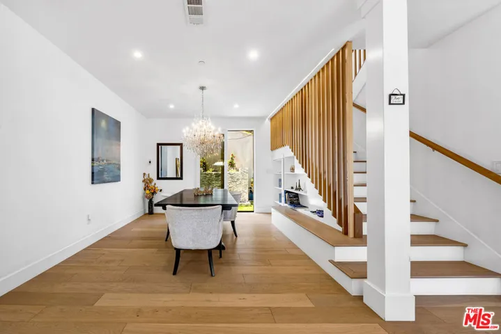 4841 Minden Place, Los Angeles, California 90041