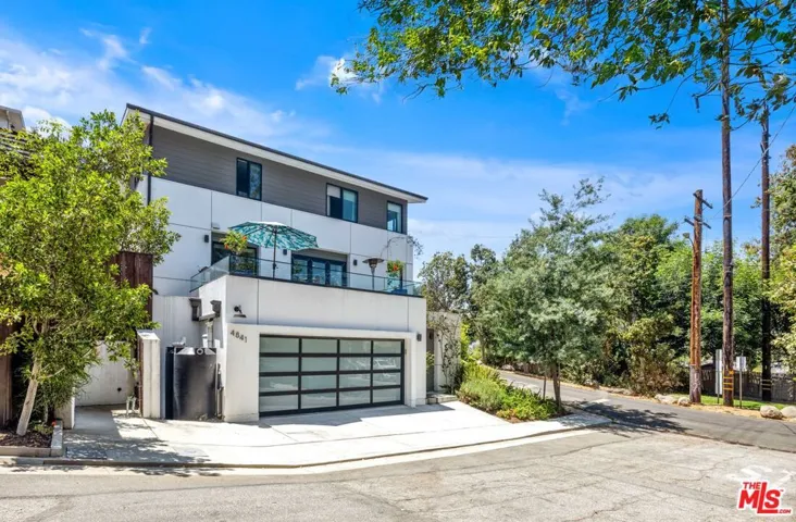 4841 Minden Place, Los Angeles, California 90041
