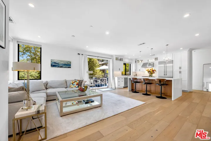 4841 Minden Place, Los Angeles, California 90041
