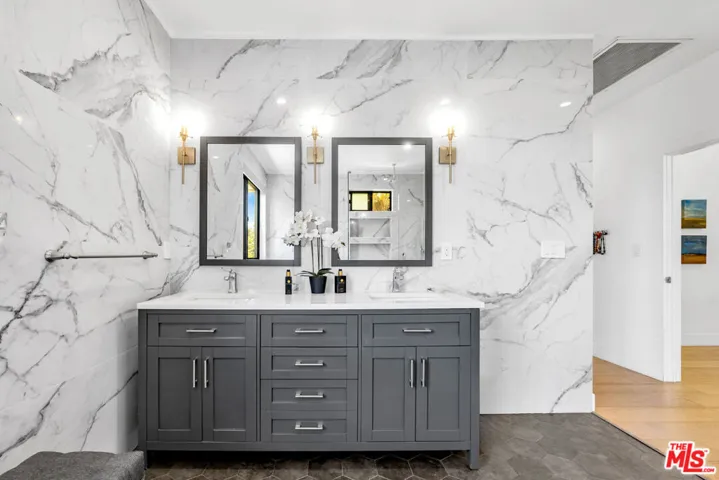 4841 Minden Place, Los Angeles, California 90041