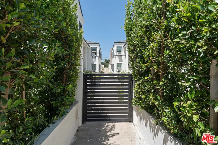 833 1/4 N Alfred Street, West Hollywood, California 90069