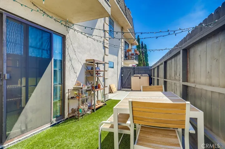 1020 Ocean Park 3, Santa Monica, California 90405