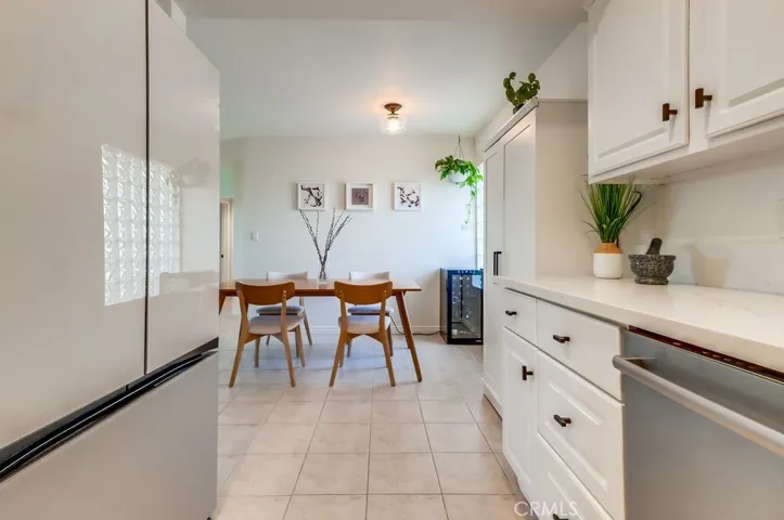1020 Ocean Park 3, Santa Monica, California 90405