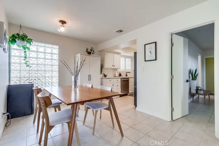 1020 Ocean Park 3, Santa Monica, California 90405