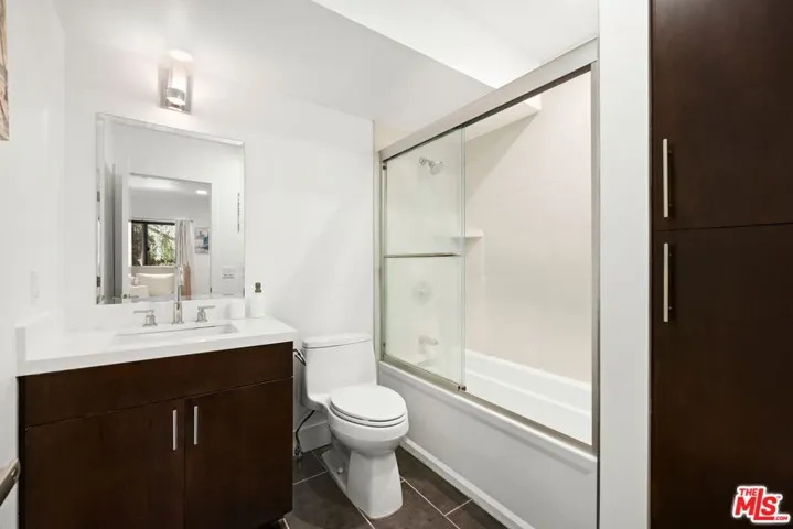 8755 Shoreham Drive 100, West Hollywood, California 90069