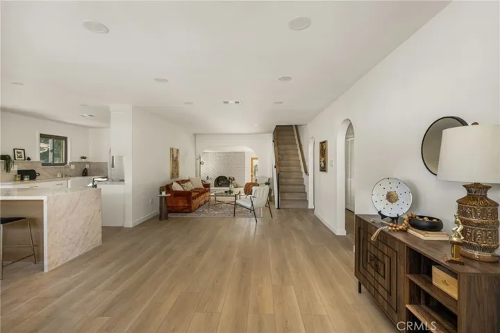 11619 Simms, Inglewood, California 90303 — photo 4