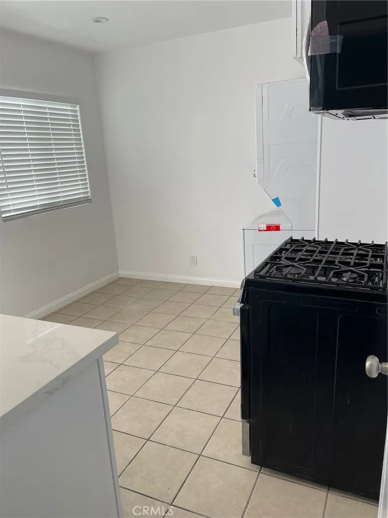 Kitchen Unit B