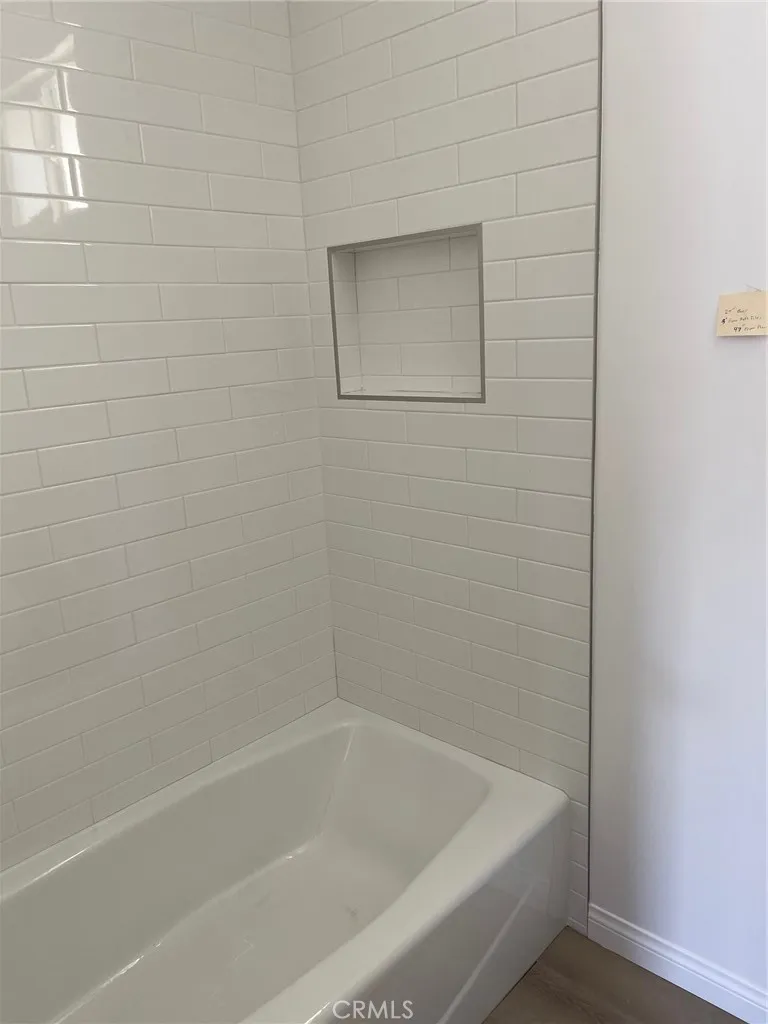 Bathroom unit B