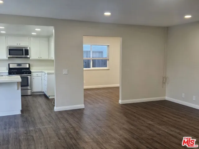 3410 Via Marina Avenue, Oxnard, California 93035