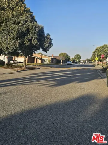 3410 Via Marina Avenue, Oxnard, California 93035