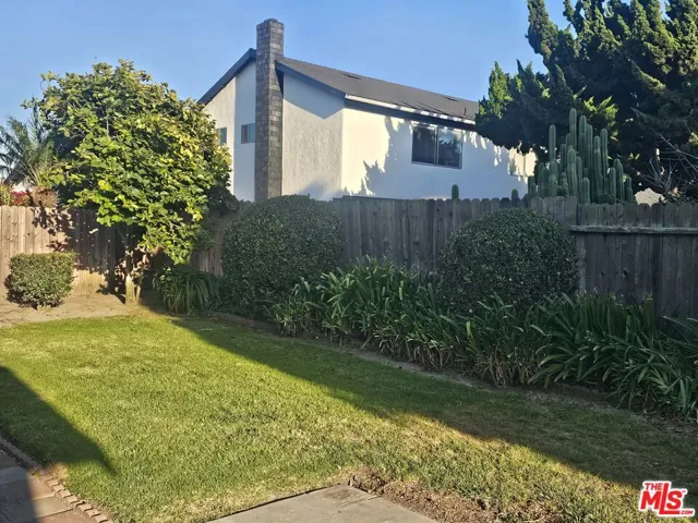 3410 Via Marina Avenue, Oxnard, California 93035