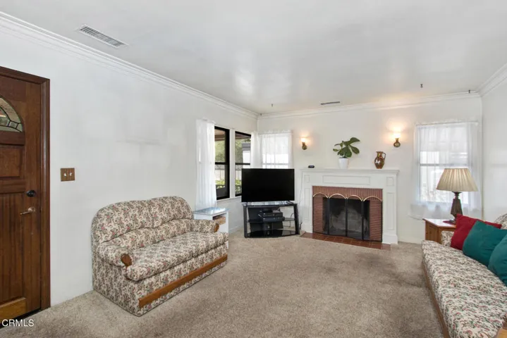 web_7_LivingRm