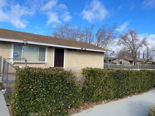 16503 Smoke Tree 1, Hesperia, California 92345