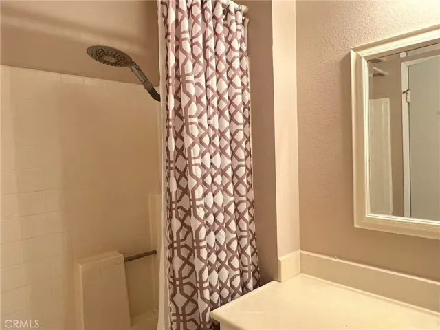 17 Goldenrod, Irvine, California 92614
