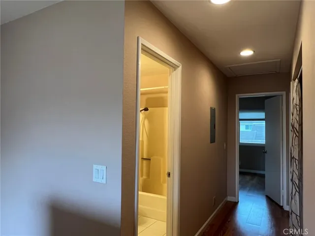 17 Goldenrod, Irvine, California 92614