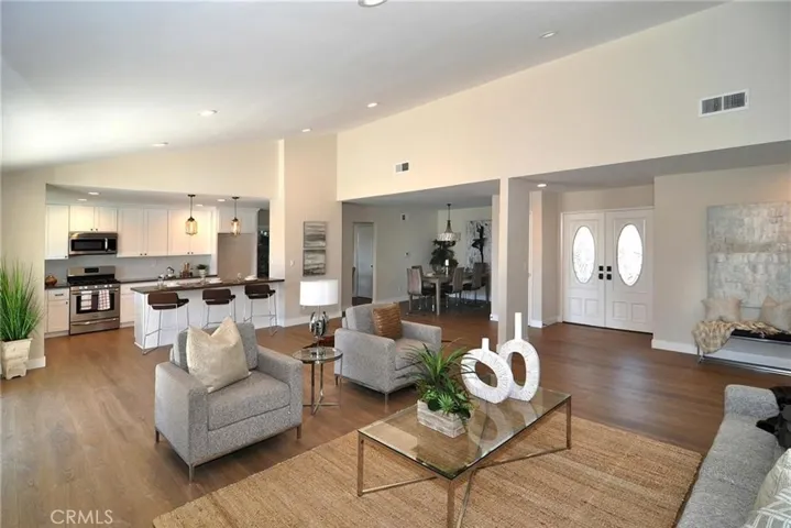 7251 Pondera Circle, West Hills, California 91307