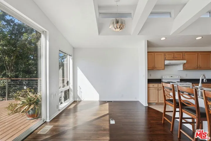 23777 Mulholland Highway 69, Calabasas, California 91302