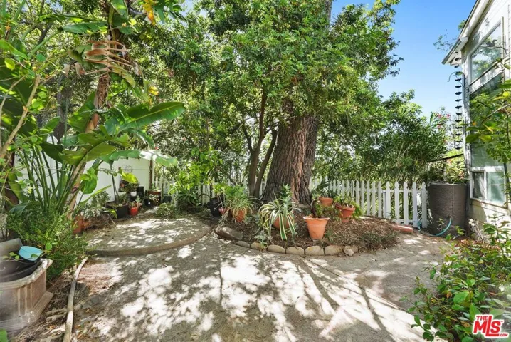 23777 Mulholland Highway 69, Calabasas, California 91302