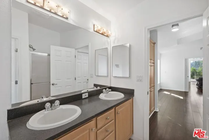 23777 Mulholland Highway 69, Calabasas, California 91302