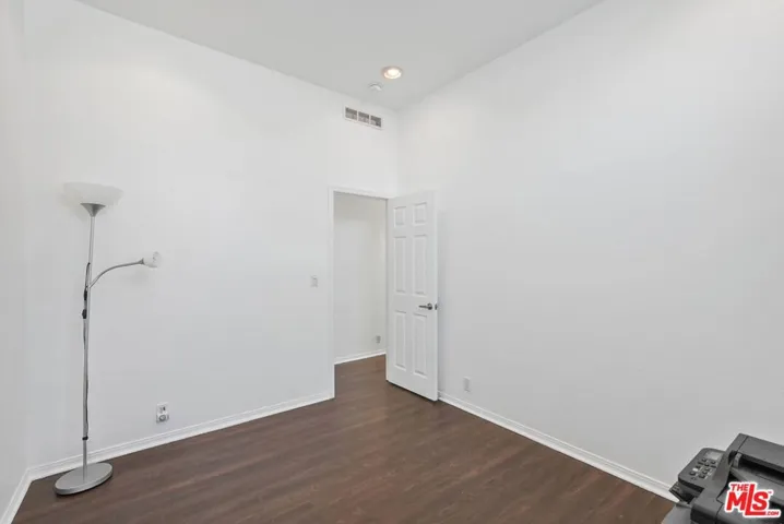23777 Mulholland Highway 69, Calabasas, California 91302