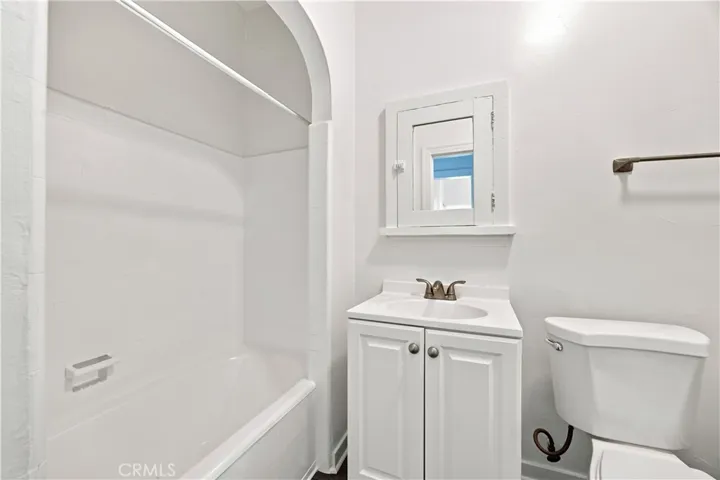 1258 S Woods Avenue, Los Angeles, California 90022
