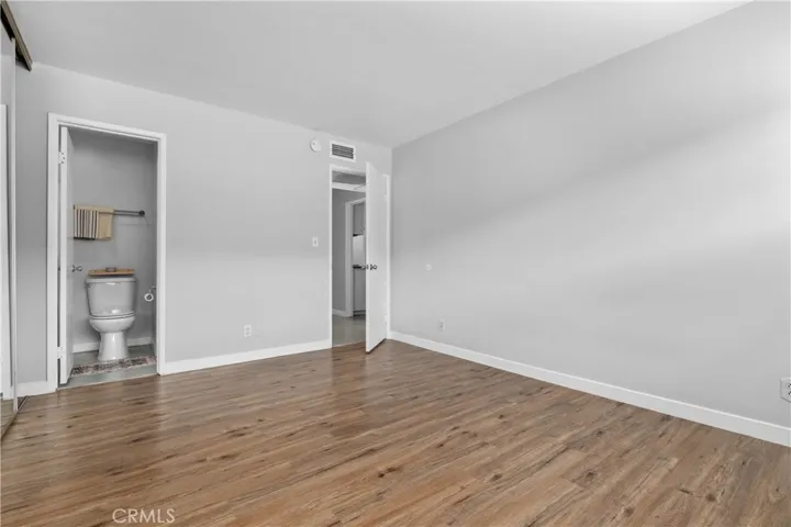 20134 Leadwell 126, Winnetka, California 91306
