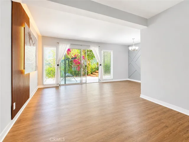 20134 Leadwell 126, Winnetka, California 91306