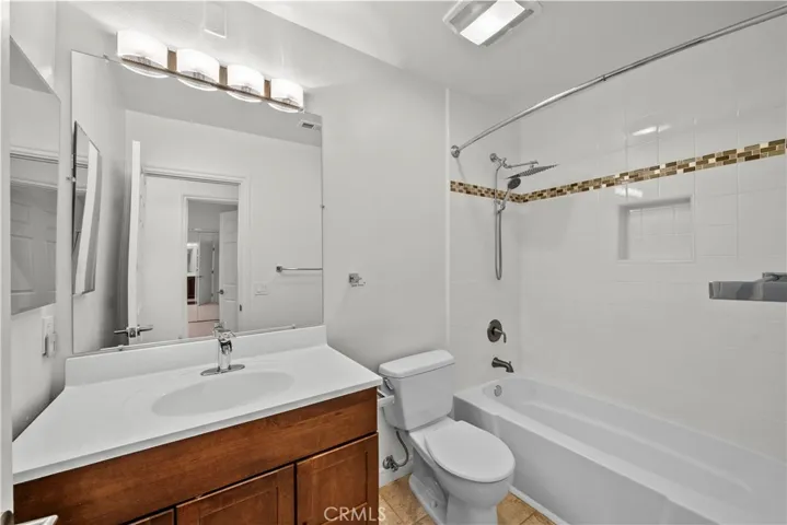 1631 Charterwood Court, Thousand Oaks, California 91362