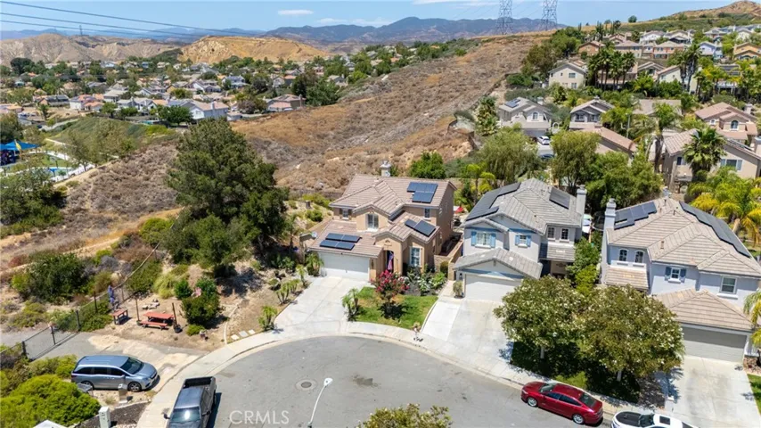 20025 Celleste, Saugus, California 91350