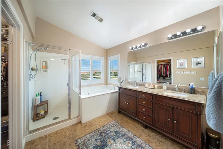 20025 Celleste, Saugus, California 91350