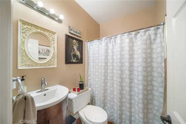 20025 Celleste, Saugus, California 91350