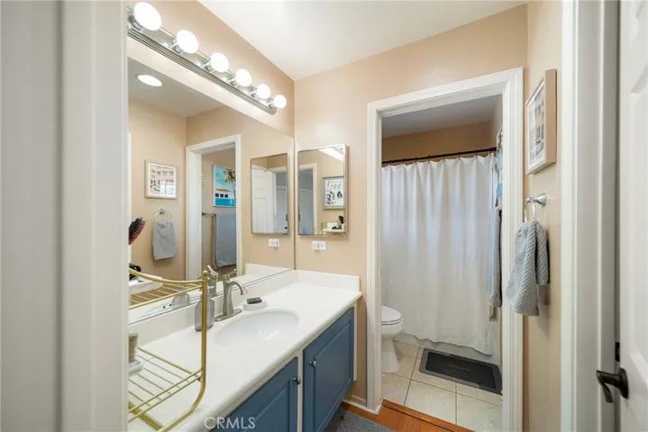 20025 Celleste, Saugus, California 91350