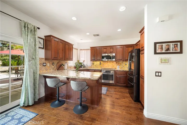 20025 Celleste, Saugus, California 91350