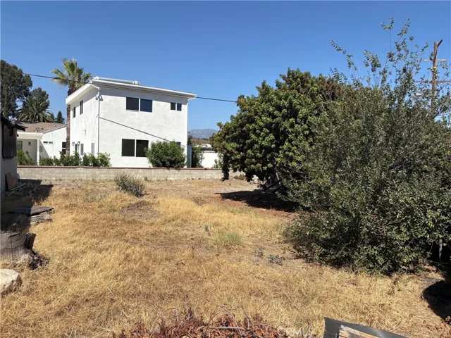 8441 Rincon, Los Angeles, California 91352