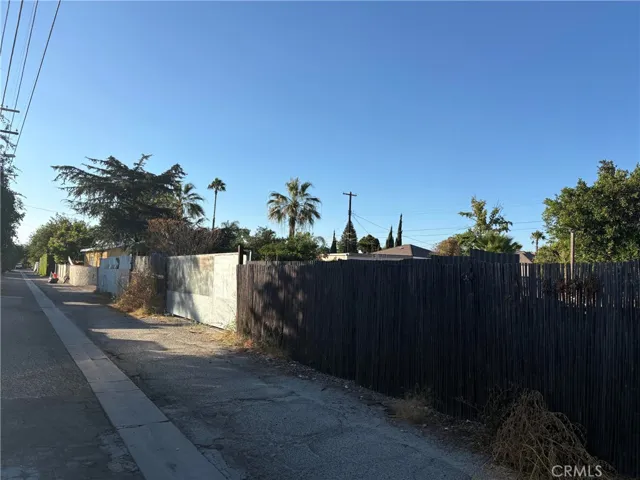 8441 Rincon, Los Angeles, California 91352